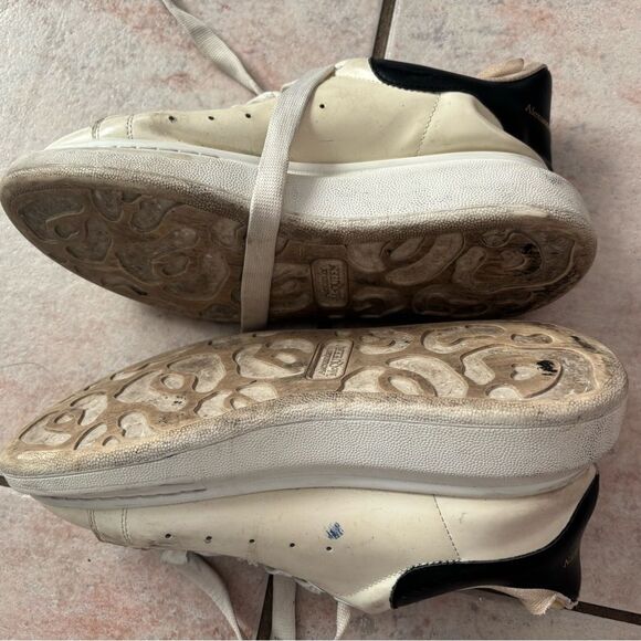 Alexander Mcqueen Oversized sneakers Leather LOW top shoes wedge bottom flats - Picture 4 of 8